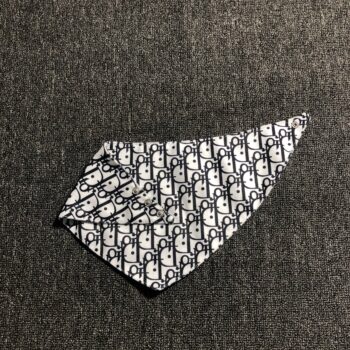 Dog Bandana Dior - 2025 - Puppy Streetwear Shop Dog Bandana Dior - 2025 - Puppy Streetwear Shop