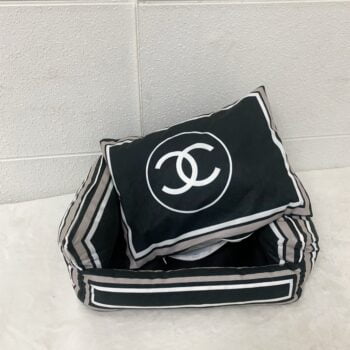 Dog Bed Chanel - 2025 - Puppy Streetwear Shop Dog Bed Chanel - 2025 - Puppy Streetwear Shop