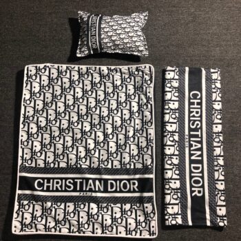 Dog Bed Dior - 2025 - Puppy Streetwear Shop Dog Bed Dior - 2025 - Puppy Streetwear Shop