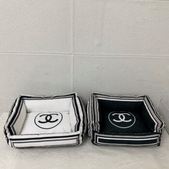 Dog Bed Chanel - 2025 - Puppy Streetwear Shop Dog Bed Chanel - 2025 - Puppy Streetwear Shop