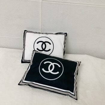 Dog Bed Chanel - 2025 - Puppy Streetwear Shop Dog Bed Chanel - 2025 - Puppy Streetwear Shop