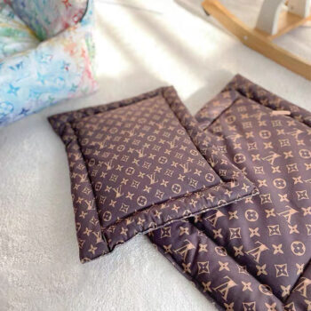 Dog Bed Louis Pawtton - 2025 - Puppy Streetwear Shop