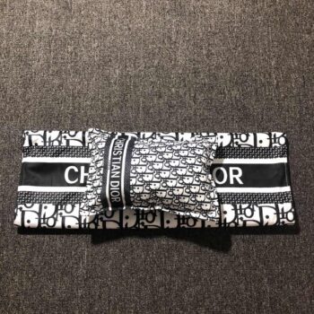 Dog Bed Dior - 2025 - Puppy Streetwear Shop Dog Bed Dior - 2025 - Puppy Streetwear Shop