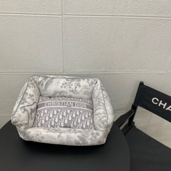 Dog Bed Dior - 2025 - Puppy Streetwear Shop